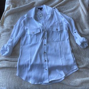 EXPRESS BUTTON DOWN TOP